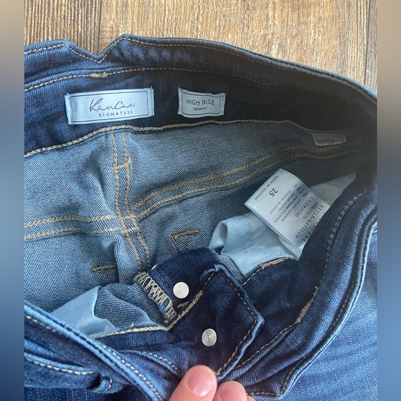 KanCan Signature High Rise - Picture 3 of 5